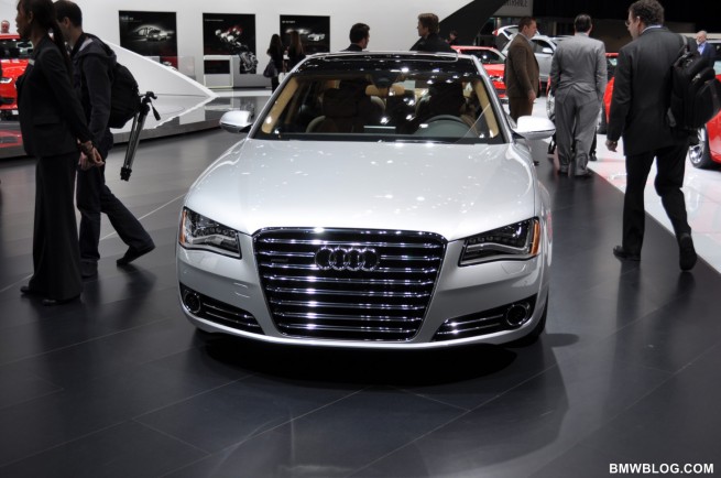 photos-2011-detroit-auto-show-17