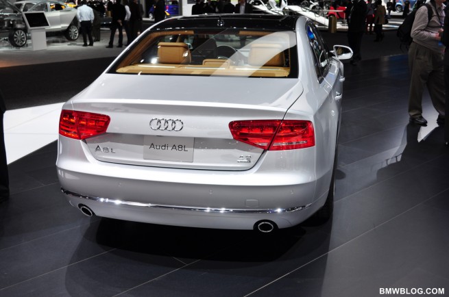 photos-2011-detroit-auto-show-21