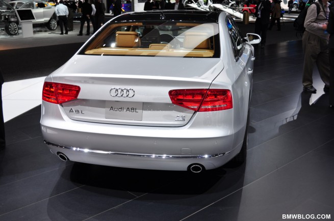 photos-2011-detroit-auto-show-22
