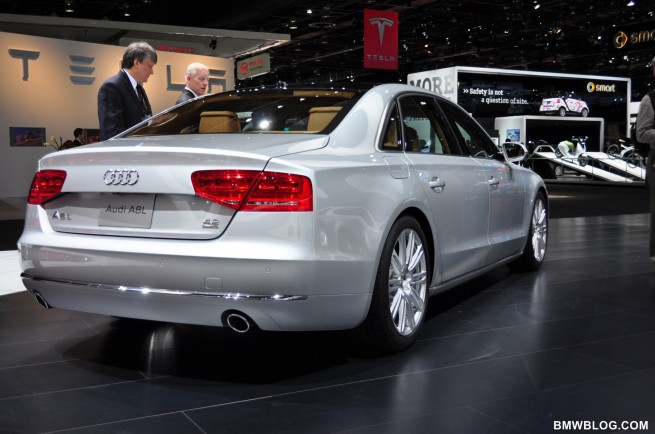 photos-2011-detroit-auto-show-24