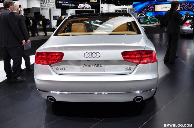 photos-2011-detroit-auto-show-26