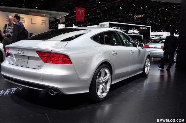 photos-2011-detroit-auto-show-33