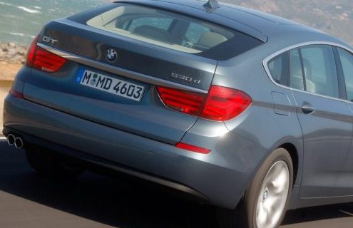 Pontiac g8 vs bmw 550i #3
