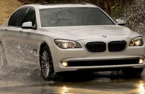 Premiere: 2011 BMW 740i and 740Li Sedans return to U.S.