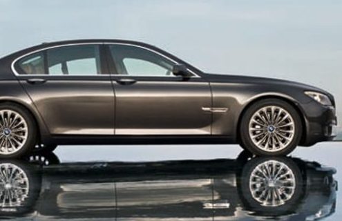BMW 7-Series reviewed by Motor Trend