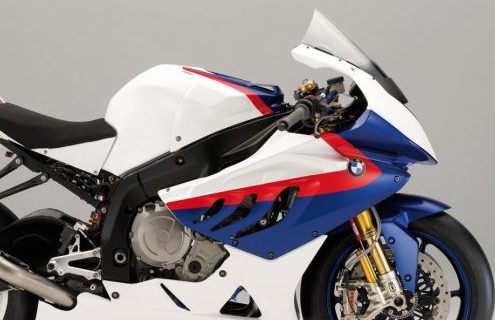 S1000RR Reigns Supreme Among the Competition