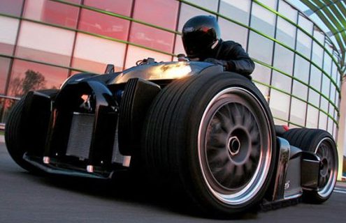 BMW V12 engine in Lazareth Wazuma quad