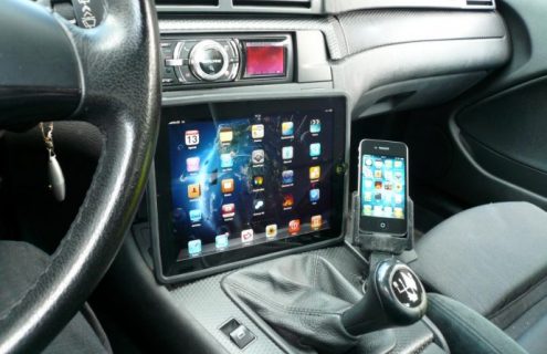 Apple iPad 3G and iPhone 4 in a BMW 320d