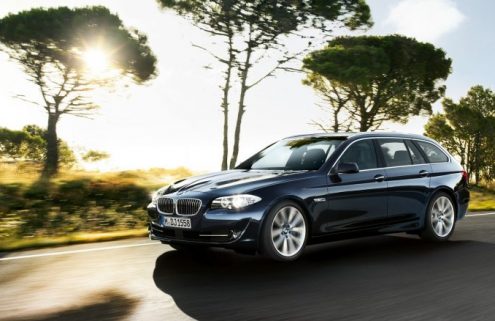 BMW 5 Series Sedan and BMW 5 Series Touring win 2011 iF Product Design Award