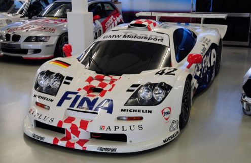Autoblog: Behind-the-scenes look - BMW Classic warehouse