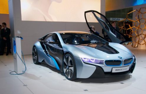 The Spun Bearing: The i8, Saab, and Happy Holidays