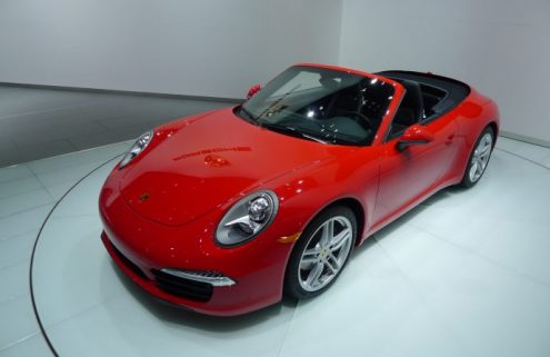 2012 Detroit Auto Show: Porsche unveils new 911 Cabriolet