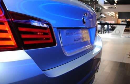 BMW 5 Series Hybrid available early 2011