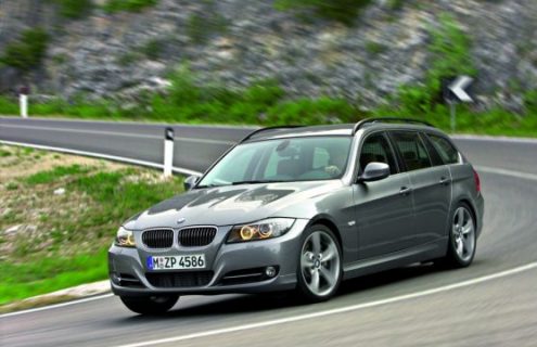 BMW 3 Series Wins 20th Car and Driver 10Best Award
