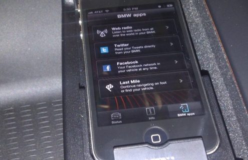 Twitter and Facebook with BMW Apps