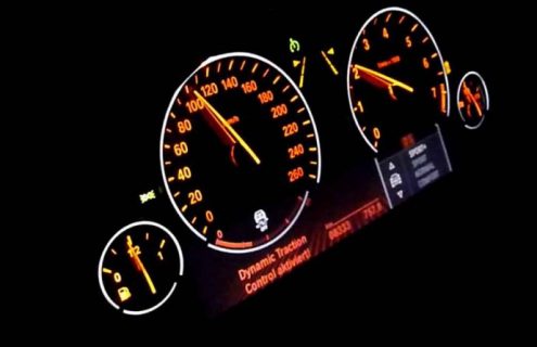 Tachometer of BMW 5 Series GT at 250km/h