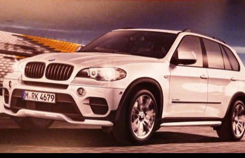BMW now offers performance parts for BMW X5 E70 LCI