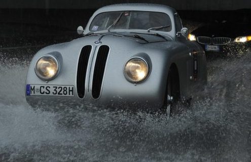 BMW 328 Touring Coupé wins the 2010 Mille Miglia