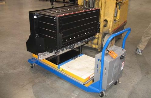 *Correction* BMW, Toyota and Daimler to adopt Tesla's laptop battery strategy for electric vehicles