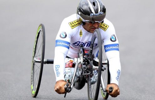 Alex Zanardi, ex-F1 pilot and WTCC driver for BMW, wins Paralympic gold in handcycle