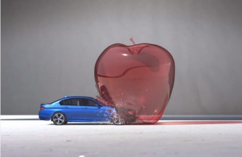 Video: BMW M5 recreates slow-motion Bullet Effect