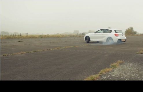 Video: BMW M135i Drifting