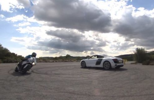 Video: BMW S 1000 RR vs Audi R8 Drift Gymkhana