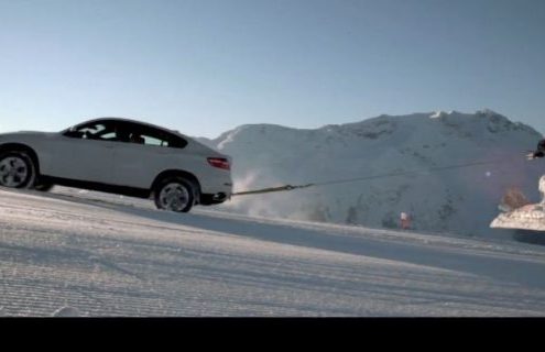 Video: BMW X6 vs. snowcat