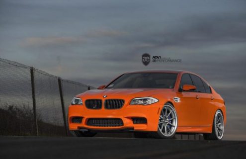 F10 BMW M5 in Valencia Orange