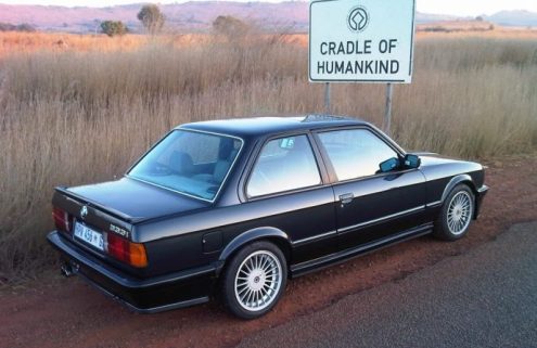 BMW Super Bild Of The Day: E30 333i