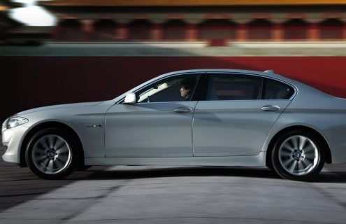 World Premiere: New Long-Wheelbase BMW 5 Series Sedan LWB