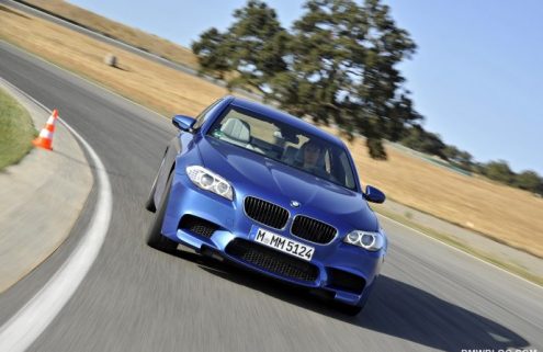 Video: 2012 BMW M5 driven by Autocar 