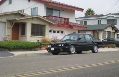 InsideLine: A Test Drive Of The Classic 1988 BMW M5