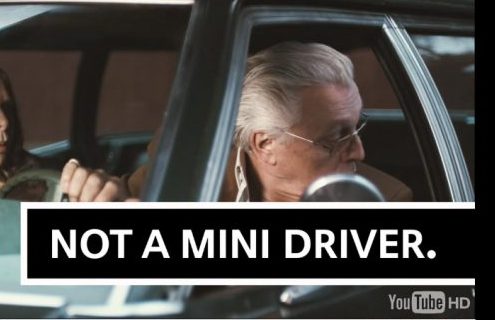 Video: MINI Driver vs. Non MINI Driver