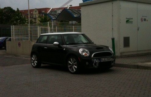 Spy Photos: MINI R56 Facelift