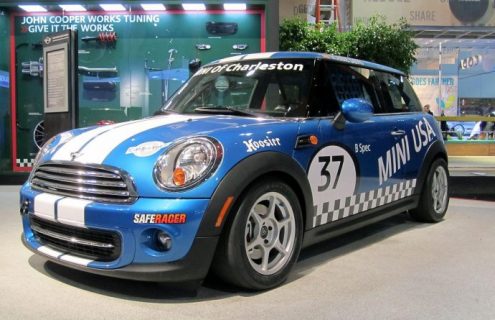 MINI Creates B-Spec Racecar