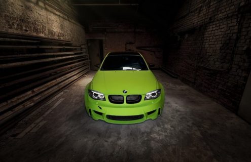 BMW 1M in Irie Green color