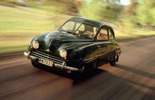 Official: BMW Group wins major order to supply Saab with engines