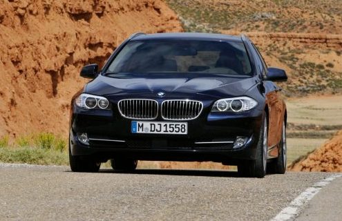 Videos: 2011 BMW 5 Series Touring
