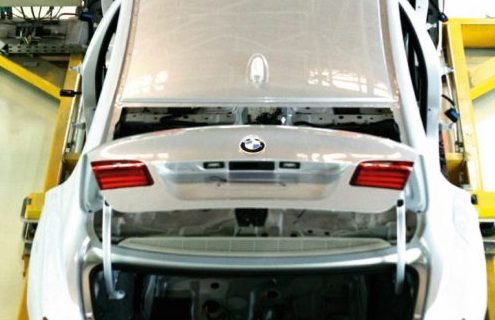 BMW Group aims to build X1 also in China