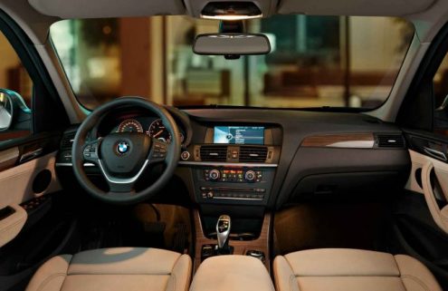 Selling point? Old X3: Bad cupholders. New X3: Good, Starbucks-friendly