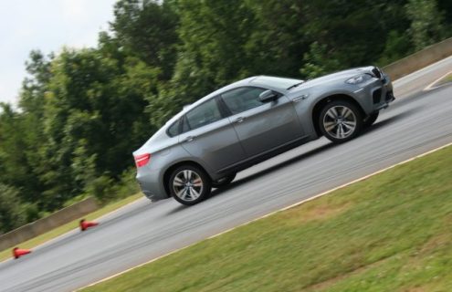 2010 BMW X6 M gets more thumbs up