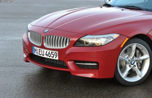 From Fall 2011: BMW Z4 sDrive20i and sDrive28i with N20 instead of six-cylinder