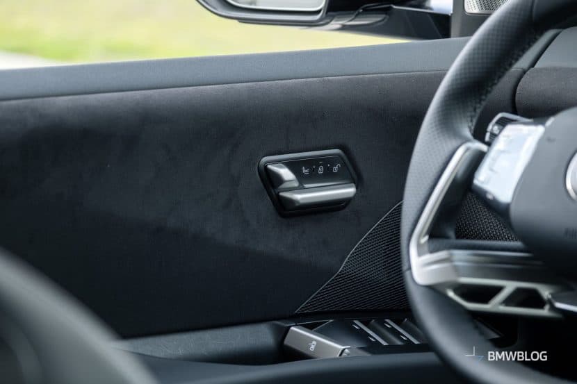 2026 BMW IX3 50 XDRIVE door materials